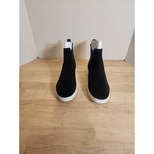 Nine West Women’s Cala Black Chelsea Boot Size 9.5 M